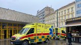 Tragédie v pražském metru: Muž na Florenci skočil pod přijíždějící soupravu a zemřel