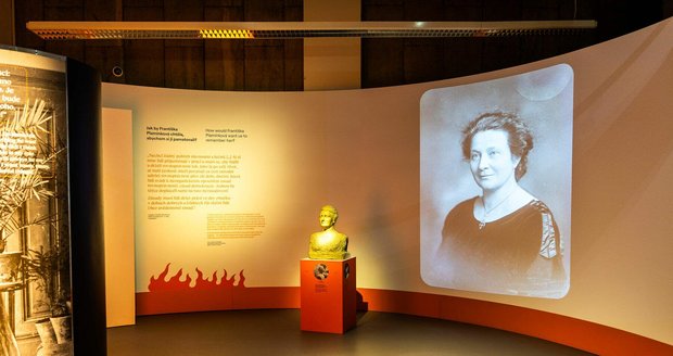 Výstava o Františce Plamínkové v Národním muzeu.