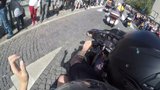 VIDEO: Spanilá jízda z ocelového hřbetu! Takhle vypadala vyjížďka centrem Prahy očima motorkáře 