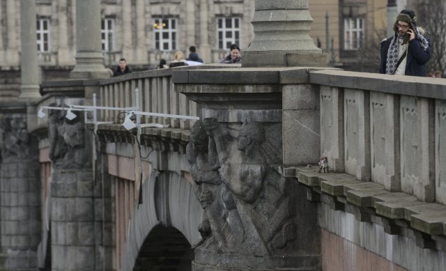Ozdobné prvky na Mánesově mostě