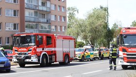 Únik plynu uzavřel Hornoměcholupskou ulici v Praze! Jeden zraněný