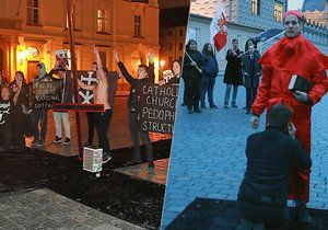 Satanistická demonstrace za odstoupení kardinála Duky, 1. listopadu, Hradčanské náměstí