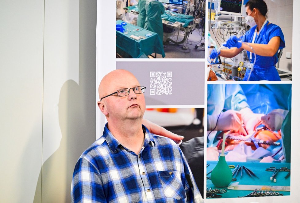 Tisková konference při příležitosti 40. výročí první transplantace srdce v Institutu klinické a experimentální medicíny (IKEM), 30. ledna 2024, Praha. Pacient po transplantaci srdce Tomáš Vích.