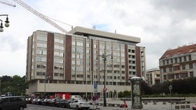 Rekonstrukce hotelu InterContinental (28. května 2021)