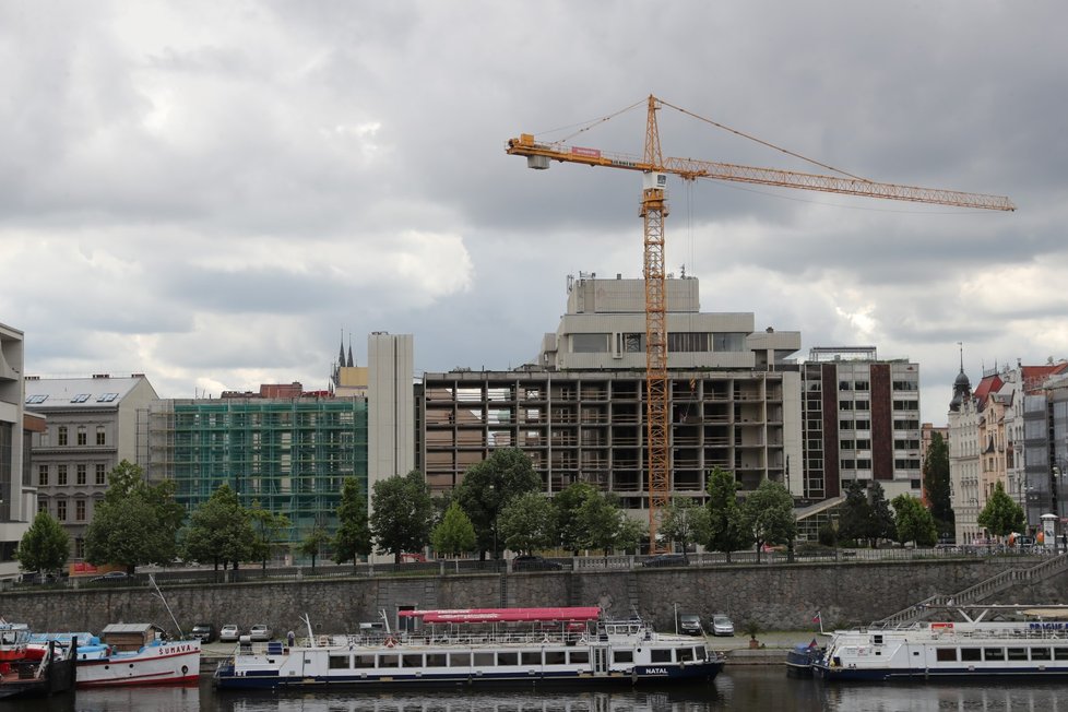 Rekonstrukce hotelu InterContinental. (28. května 2021)