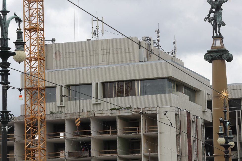 Rekonstrukce hotelu InterContinental. (28. května 2021)