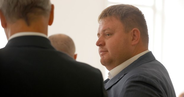 Jakub Ortinský u soudu v srpnu 2023