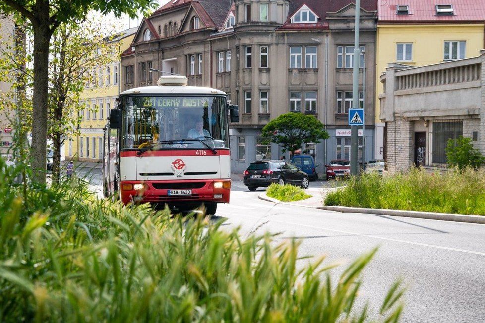 Legendární autobus Karosa. Poslední vyjely do pražských ulic 4. prosince 2020.