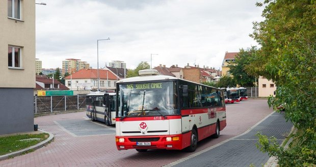 Legendární autobus Karosa. Poslední vyjely do pražských ulic 4. prosince 2020.