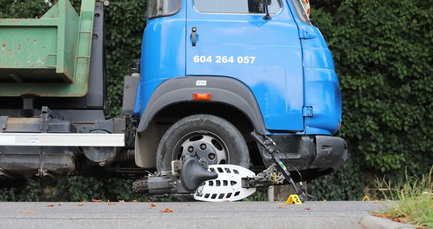 Nehoda v Klecanech. (15. srpna 2022)