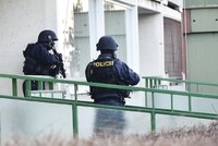 Zásah v Praze: Policisté zadrželi tři lidi podezřelé z terorismu!