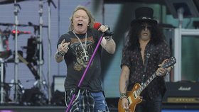 Guns N' Roses v Praze: Pozdní příchod nehrozí. Axl Rose už chodí na pódium včas