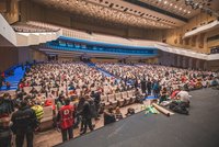 Asistenční centrum pro Ukrajince v »Kongresáku« čeká přesun: Nápor byl dvojnásobný