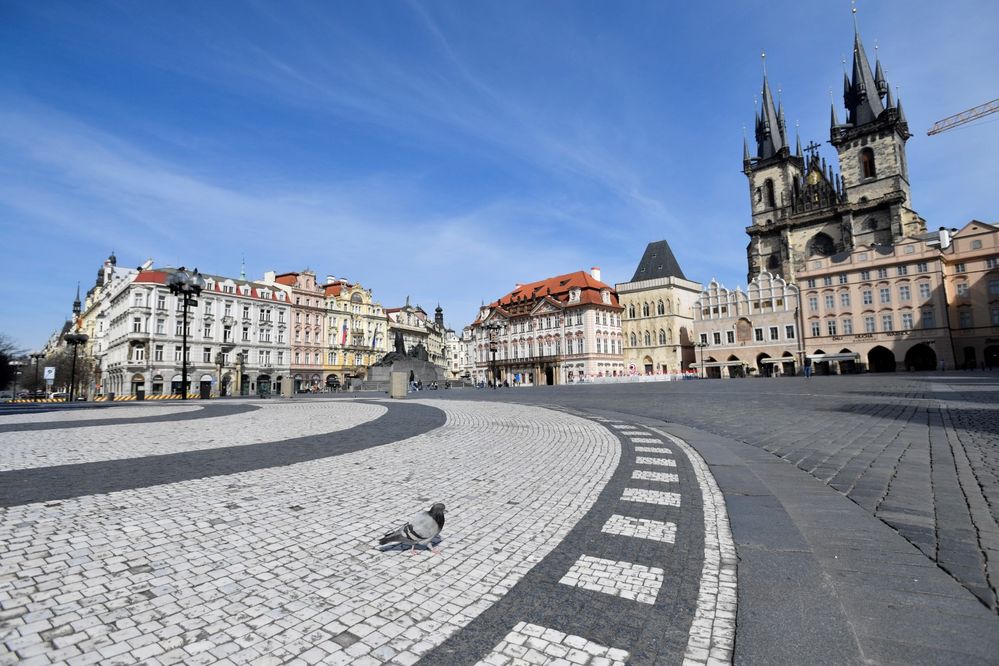 Březen 2020: Vylidněné ulice, nádraží i hlavní silniční tahy - tak vypadá nyní život v Praze (16. 3. 2020)