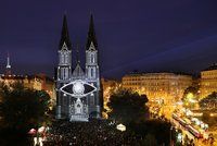 Praha bude bez světelné show: Tradiční Signal Festival se letos kvůli koronaviru ruší