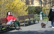 Pražáci nasadili roušky. Stále se ale najdou lidé, kteří je nemají (18.3.2020) Pražáci nasadili roušky. Stále se ale najdou lidé, kteří je nemají (18.3.2020)