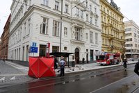 Muž (†46), kterého zabil pád římsy, byl cizinec. Policie: Usmrcení z nedbalosti