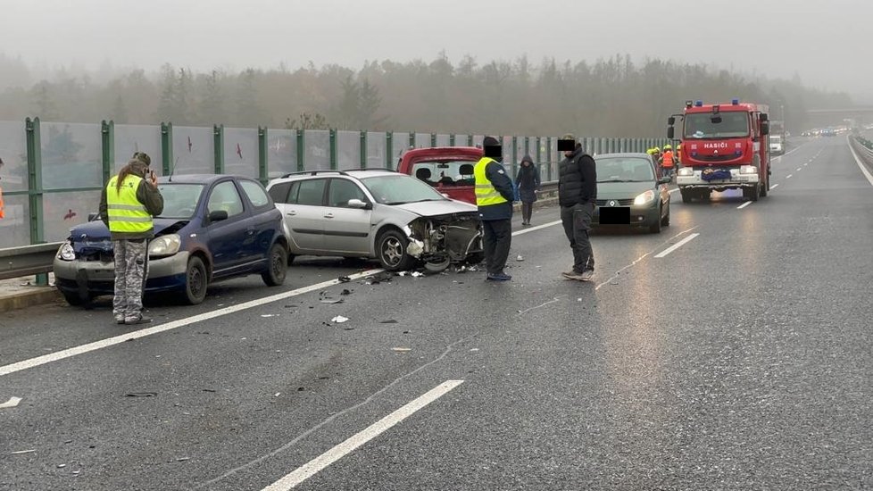 V noci z neděle na pondělí se bude tvořit ledovka, sledujte radar Blesku.