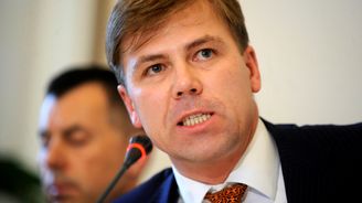 Do čela Letiště Praha nastoupil Radomír Lašák. Odbory zatím odmítají složit zbraně Do čela Letiště Praha nastoupil Radomír Lašák. Odbory zatím odmítají složit zbraně