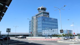 Letiště Václava Havla. (15. června 2022)