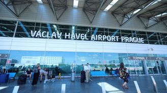 Letiště Praha uzavřelo smlouvu s Uberem na pět let, jezdit začne příští týden