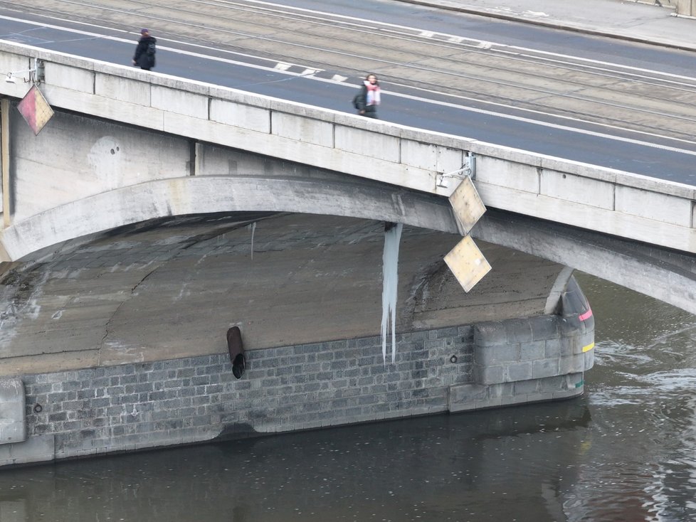 Uzavírka Libeňského mostu, 12. ledna 2024