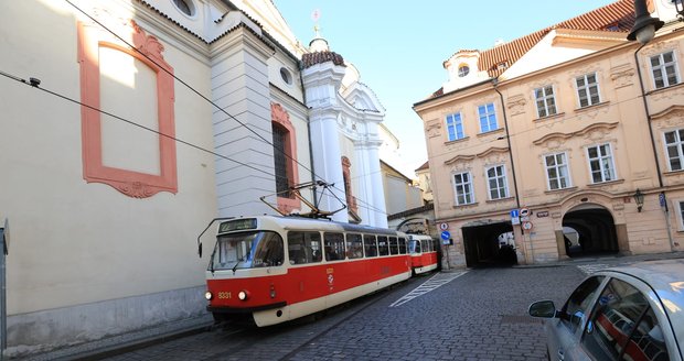 Vjezd do pražského centra bude od ledna 2024 zpoplatněn.
