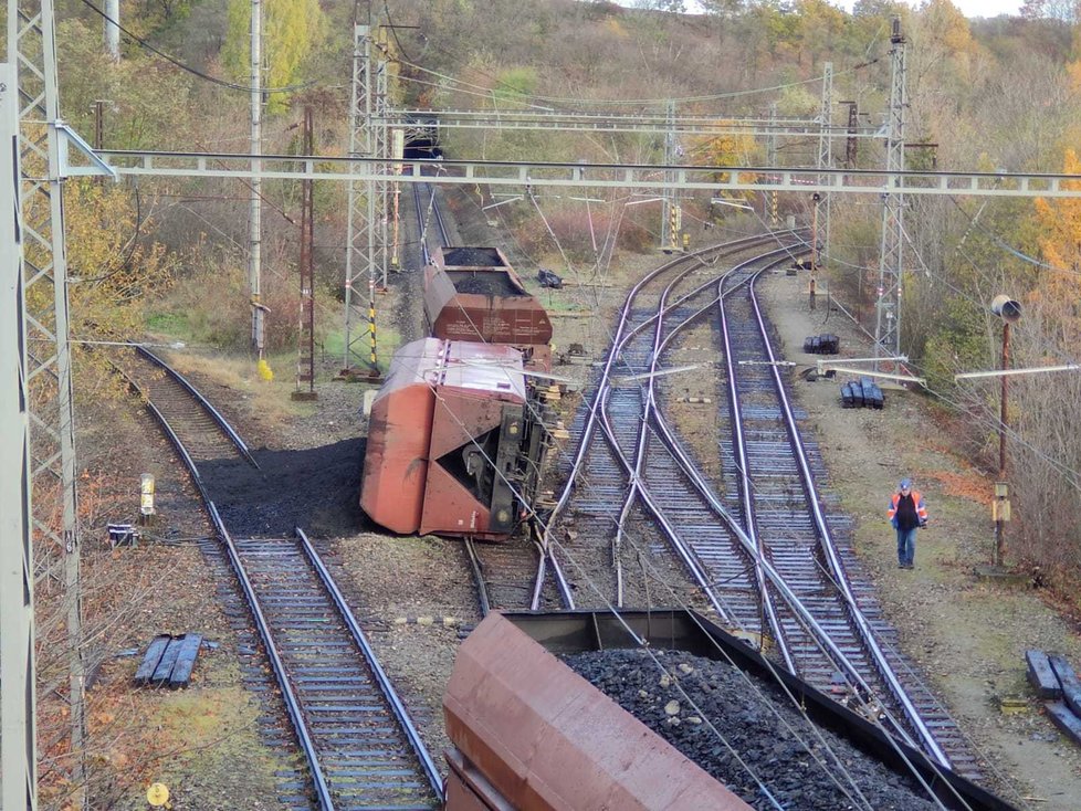 V Malešicích vykolejil 3. listopadu 2019 nákladní vlak.