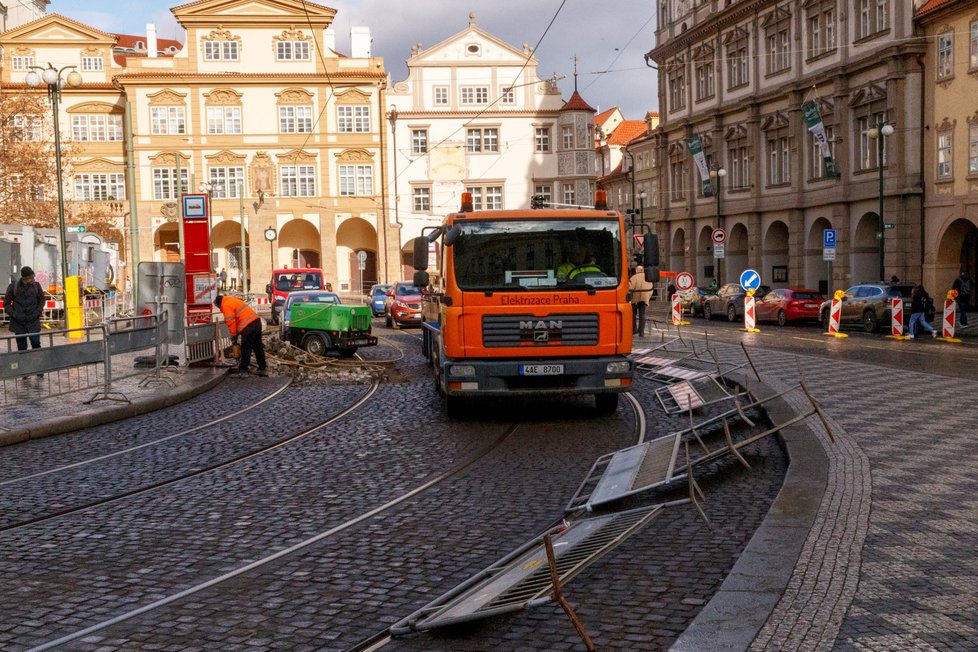 Práce na Malé Straně. (30. ledna 2023)