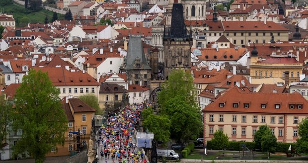 布拉格马拉松和捷克锦标赛，2023 年 5 月 7 日，布拉格。