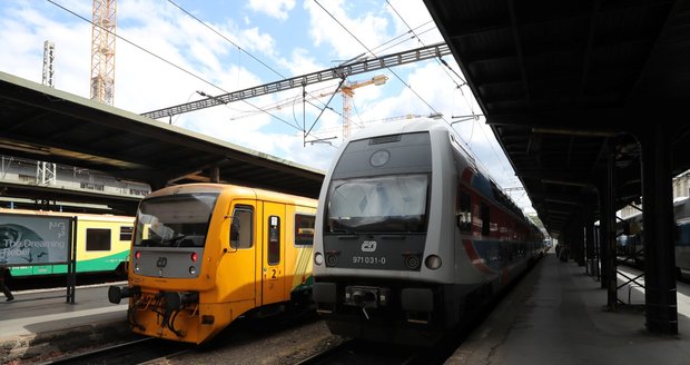 Mezi Prahou a Kolínem je kvůli výluce horší vlakové spojení. (ilustrační foto)