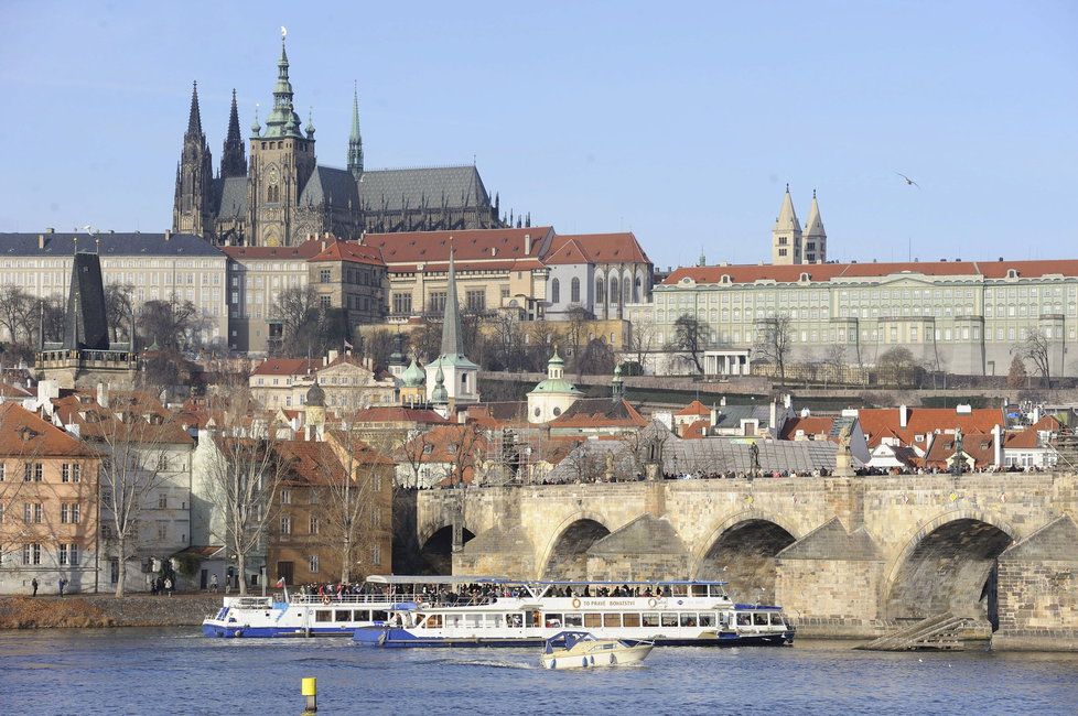 Ministerstvo životního prostředí čelí žalobě za znečištění ovzduší v Praze.