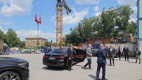 Prezident Pavel na obhlídce stavby metra D. (28. června 2023)