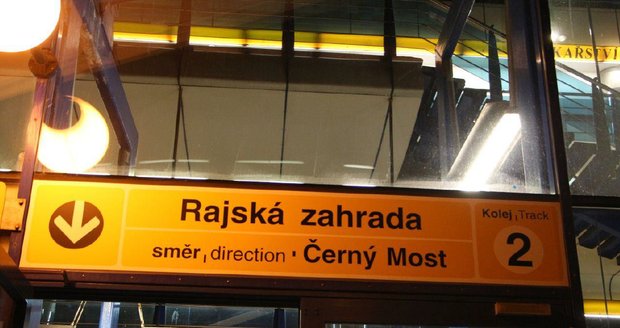 Nový dopravní uzel na Rajské zahradě. Lávka propojí metro a novou železniční stanici