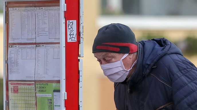 V úterý 17. března 2020 začalo platit nařízení primátora - do pražské MHD vstup bez roušky zakázán. V úterý 17. března 2020 začalo platit nařízení primátora - do pražské MHD vstup bez roušky zakázán.