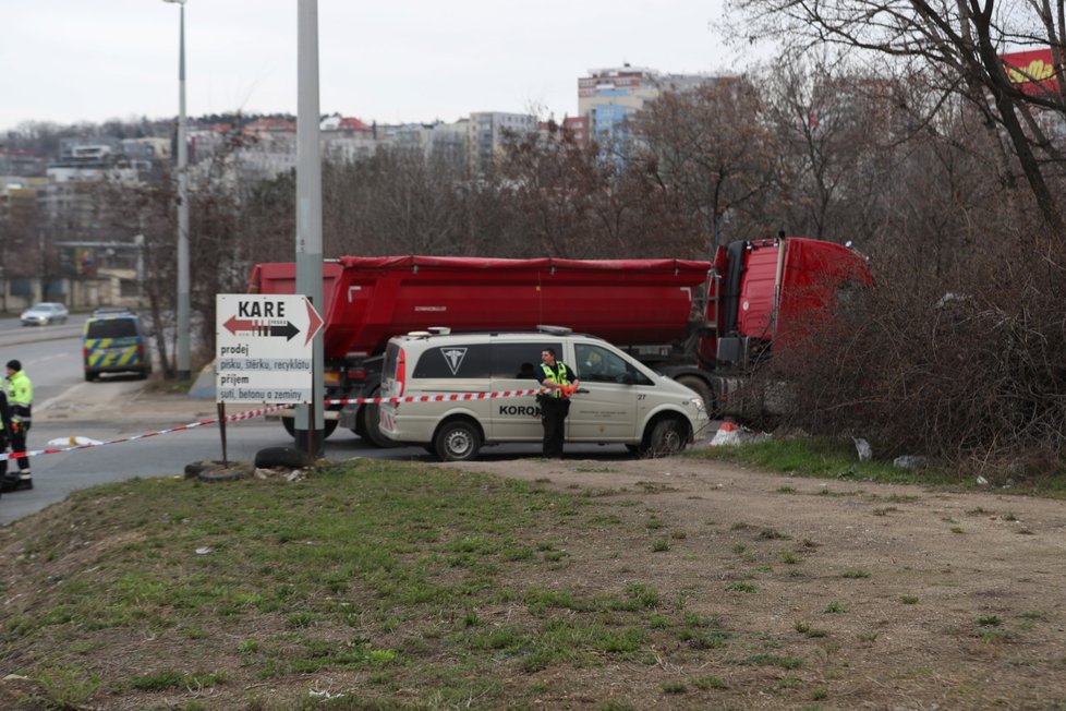 Při nehodě v Michli zemřel 9. března 2020 ráno chodec.