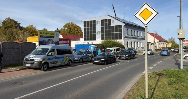 Děsivý nález na stavbě v Praze: Muž bez známek života! Policie nevylučuje cizí zavinění