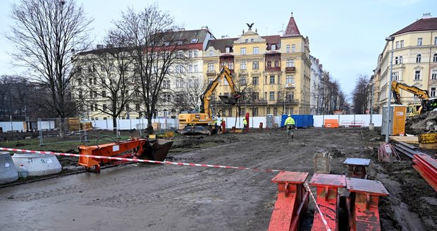 Rekonstrukce náměstí Jiřího z Poděbrad.