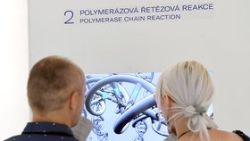 Národní muzeum v Praze představilo 18. července 2019 výstavu Doba genová, která interaktivním způsobem přibližuje výzkum DNA a jeho využití. Výstava v nové budově muzea potrvá do 18. září.