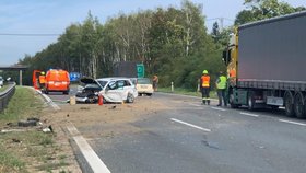 Hromadná nehoda uzavřela dálnici D5, 11. září 2019.