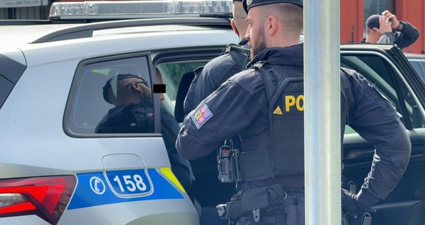 Řidič ujížděl policistům po Jižní spojce. (Praha, 9. dubna 2024)