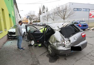 Dopravní nehoda v Hostivaři. (8. února 2022)