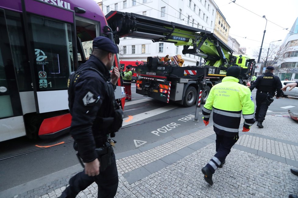 U I. P. Pavlova se srazily dvě tramvaje.