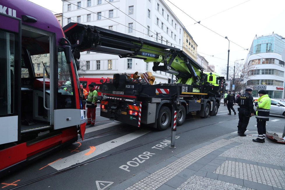 U I. P. Pavlova se srazily dvě tramvaje.