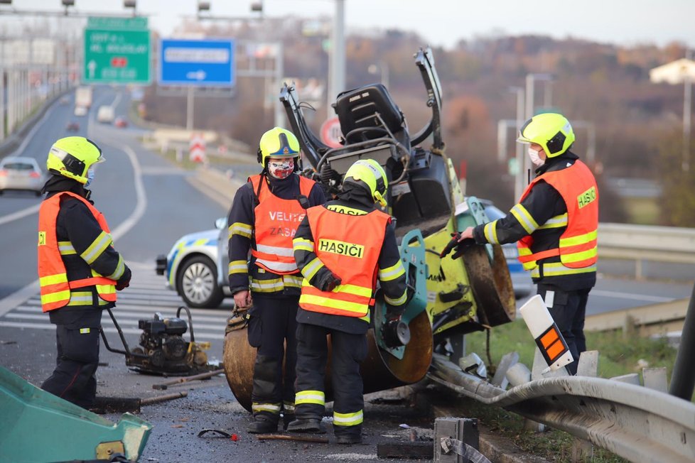 Smrtelná nehoda na Pražském okruhu, 30. 11. 2020.