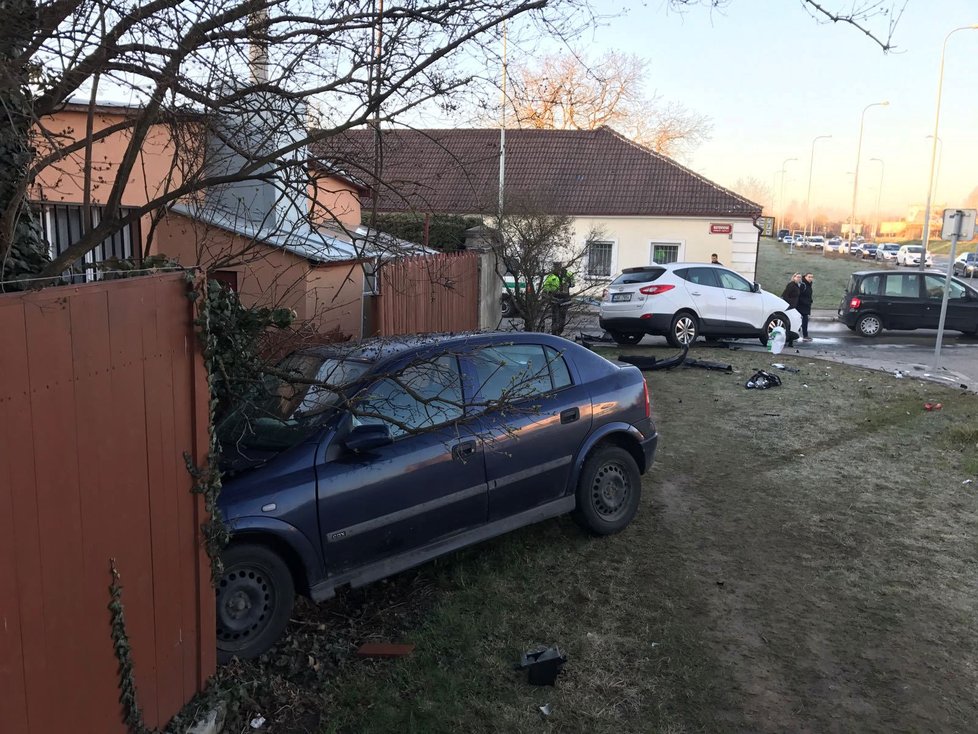 Nehoda v ranní špičce v Radlické ulici zkomplikovala dopravu.