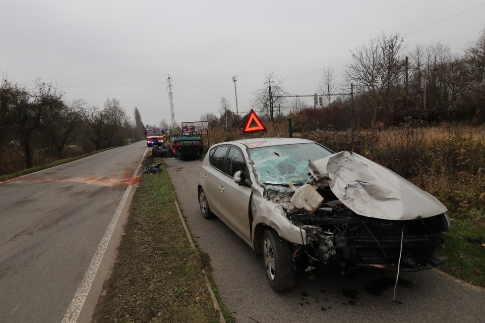 Kuriózní nehoda v Dobřichovicích. (2. prosince 2022)