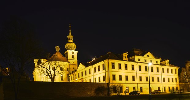 Nejstarší mužský klášter na území České republiky bychom našli na Břevnově. 