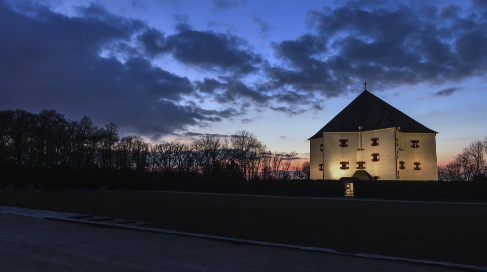 Obora Hvězda v pražské Liboci je častým cílem procházek. Důvodem je i renesanční letohrádek Hvězda, který navrhoval Ferdinand II. Tyrolský - syn Anny Jagellonské a Ferdinanda I.