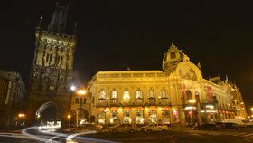 Obecní dům je rovněž jednou z dominant Prahy. Reprezentuje její secesní památkovou tvář.